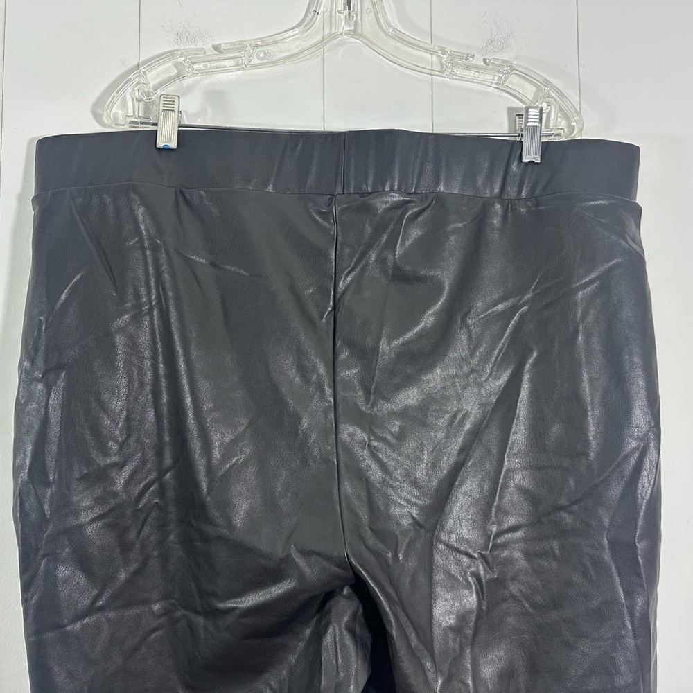 Torrid Size 4 (4X) Plus Womens Black Faux Leather Casual Pull On Leggings - Picture 5 of 12